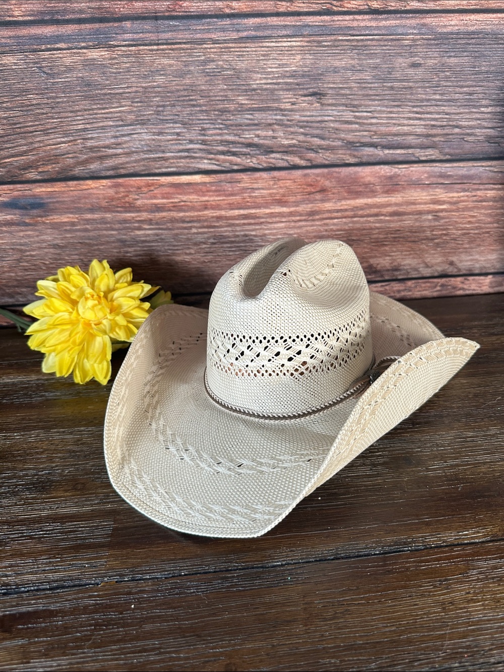 Justin Bent Rails Straw Cowboy Hat in Natural Beige